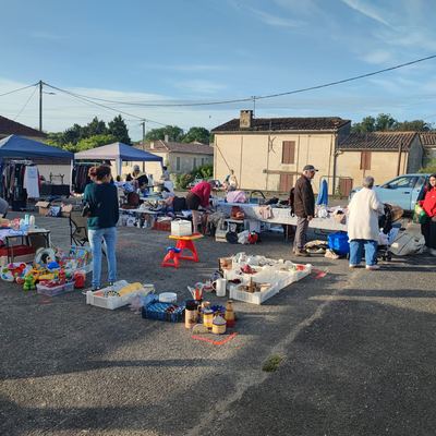 Marché des producteurs et vide-grenier baigneaudais – photo 2